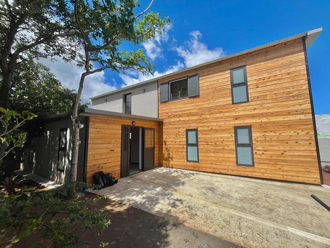 Maison à L&#039;ETANG-SALE