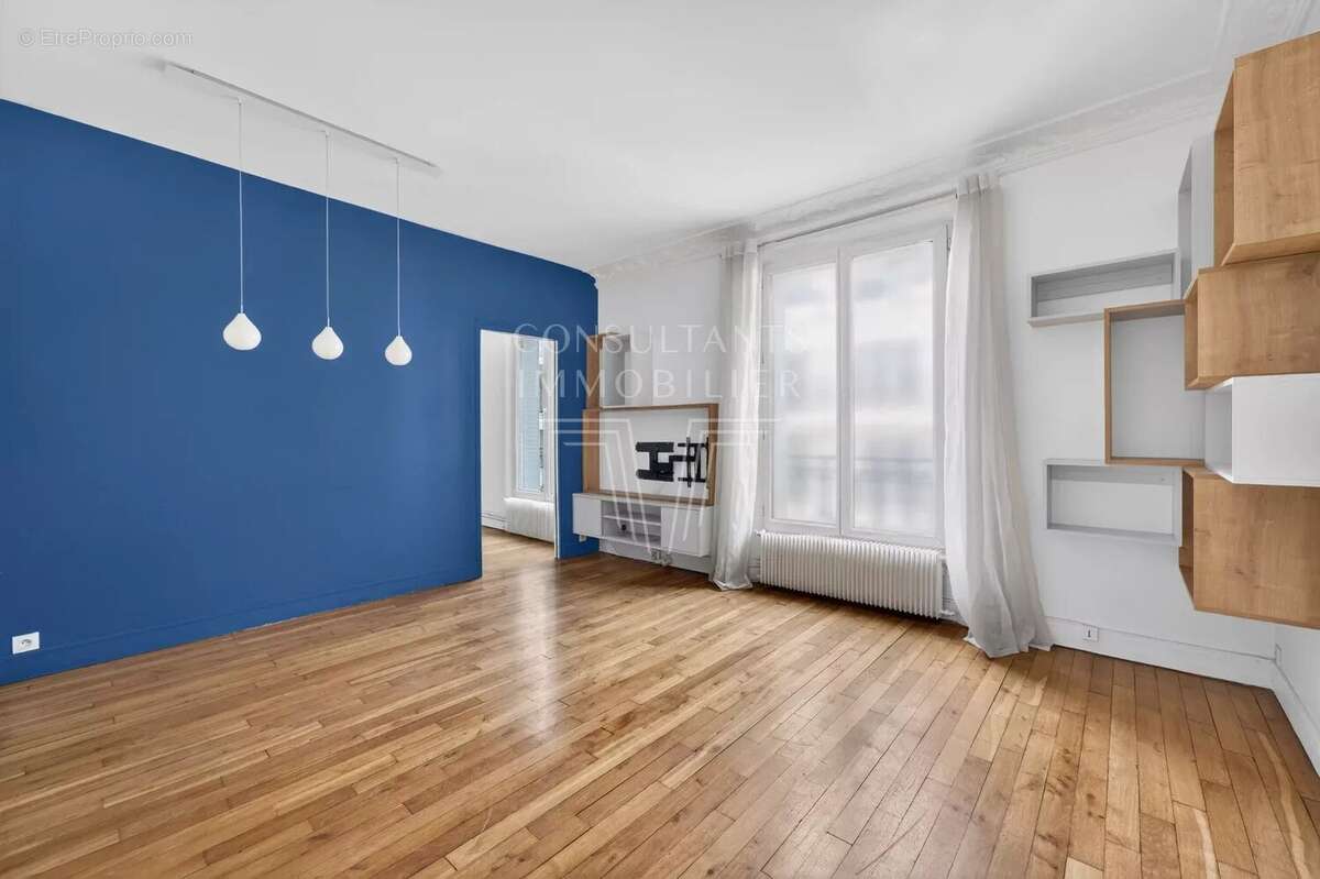 Appartement à LEVALLOIS-PERRET