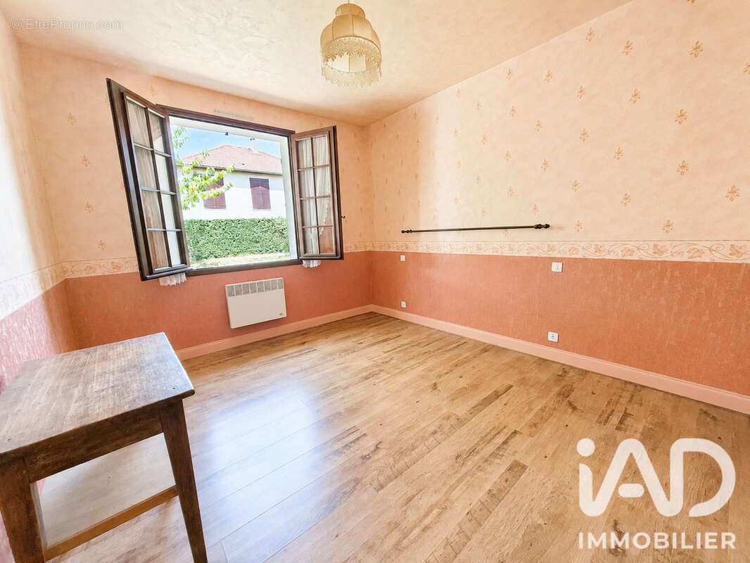 Photo 6 - Maison à BUSSY-EN-OTHE