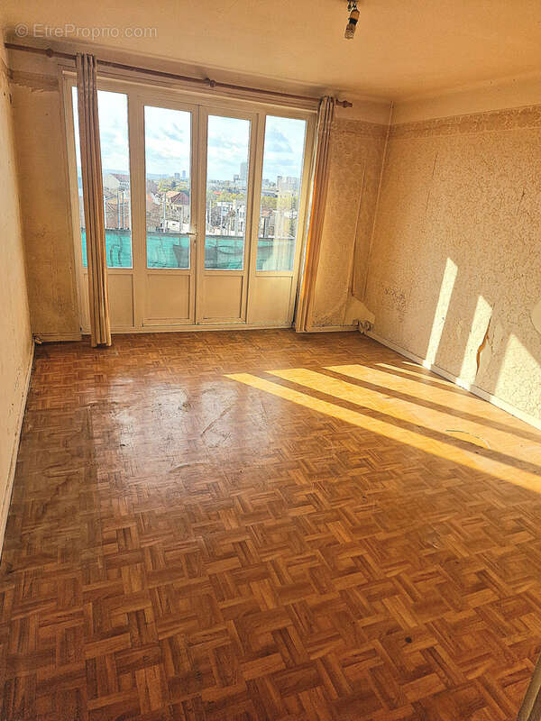 Appartement à MONTREUIL