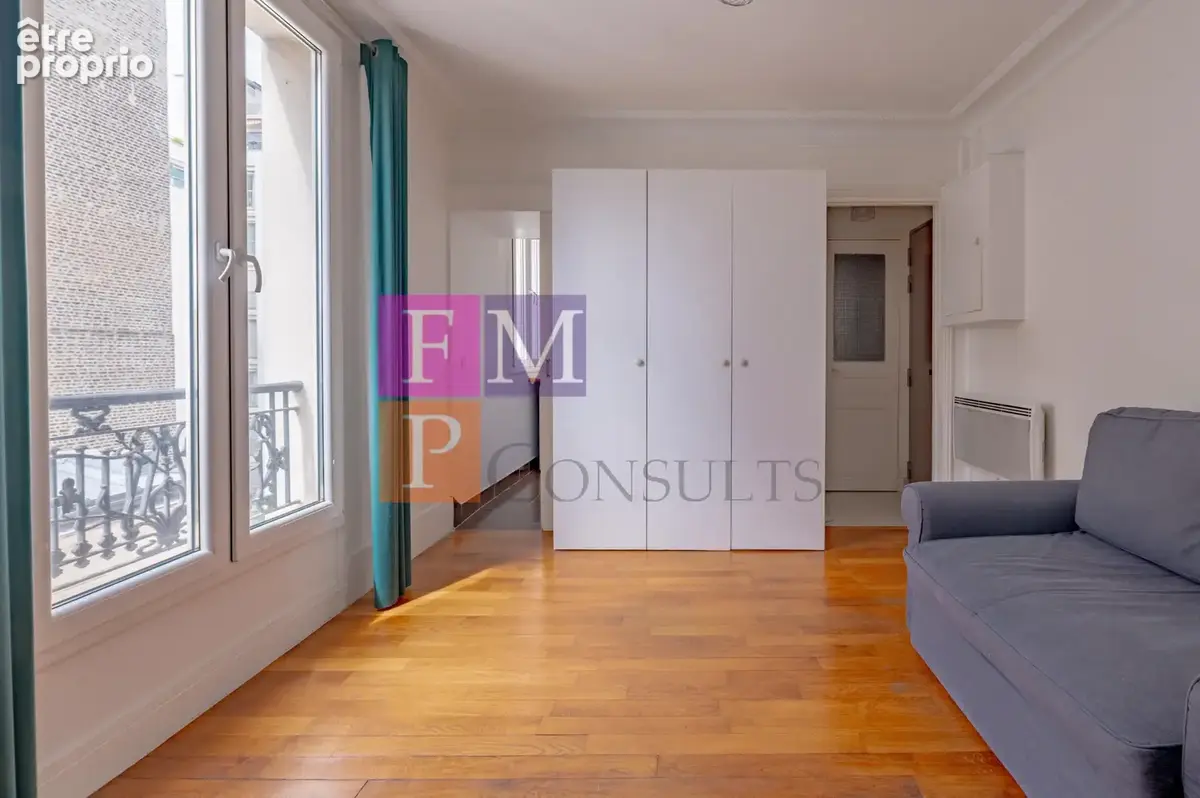 PARIS 12EME Studio - bel Immeuble ravalé- Avenue Arnold Netter idéal investissement ou premier achat - photo 3