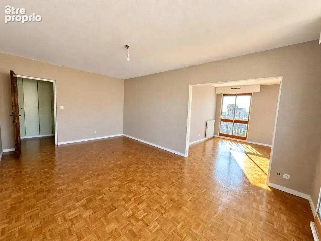 Appartement T4 Quartier Fontaine d'Ouche avec parking - photo 3