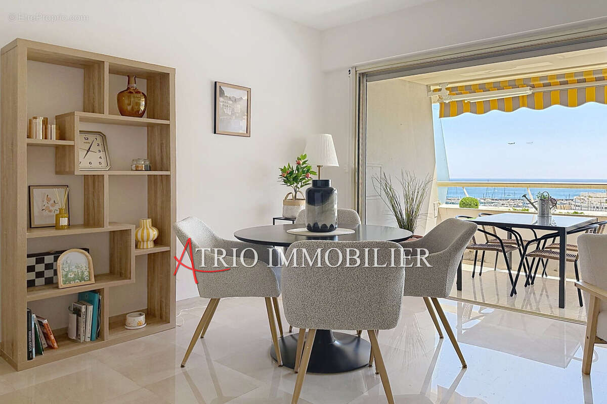 Appartement à VILLENEUVE-LOUBET