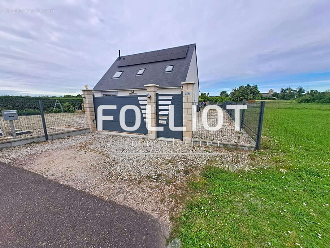 Maison à LESSAY
