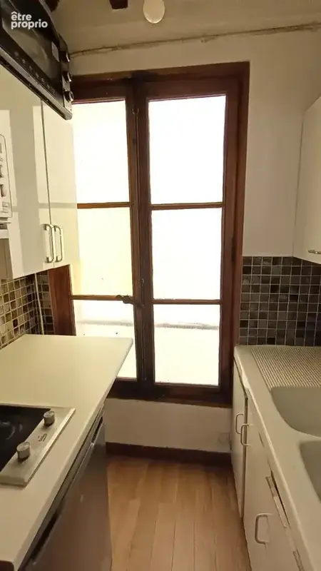 PARIS IVème, rue du Roi de Sicile, Studio de 35m² - photo 7
