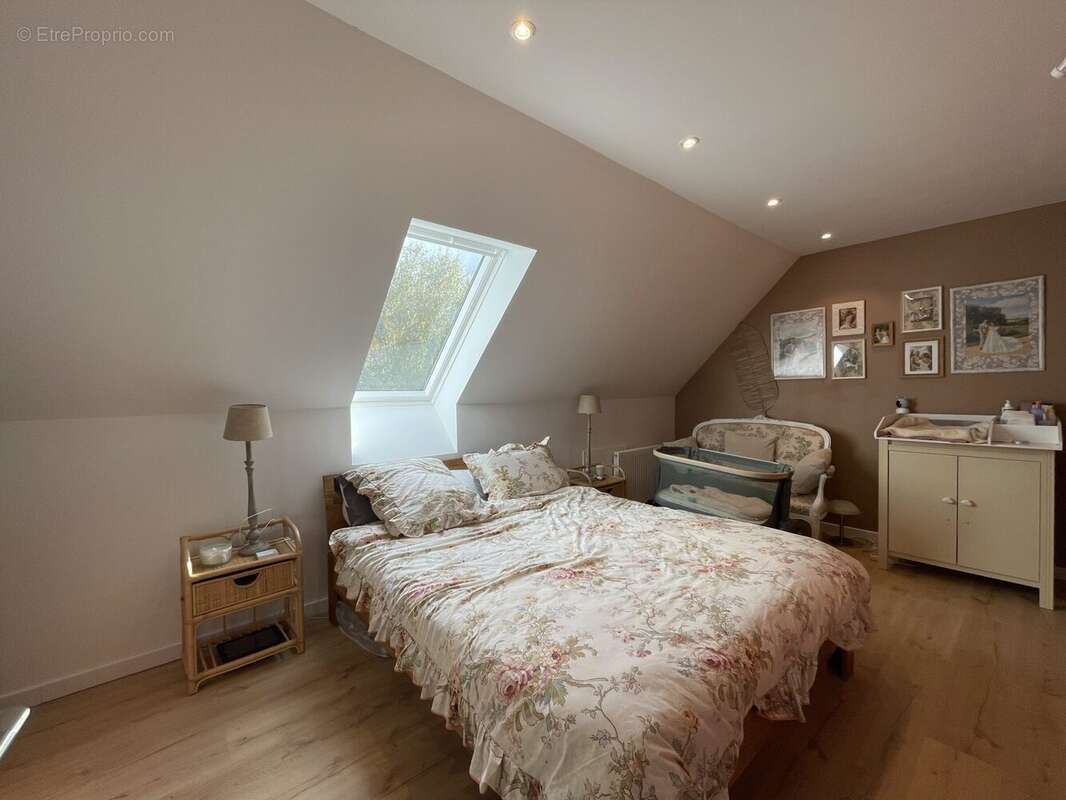 Maison à CHOISY-AU-BAC