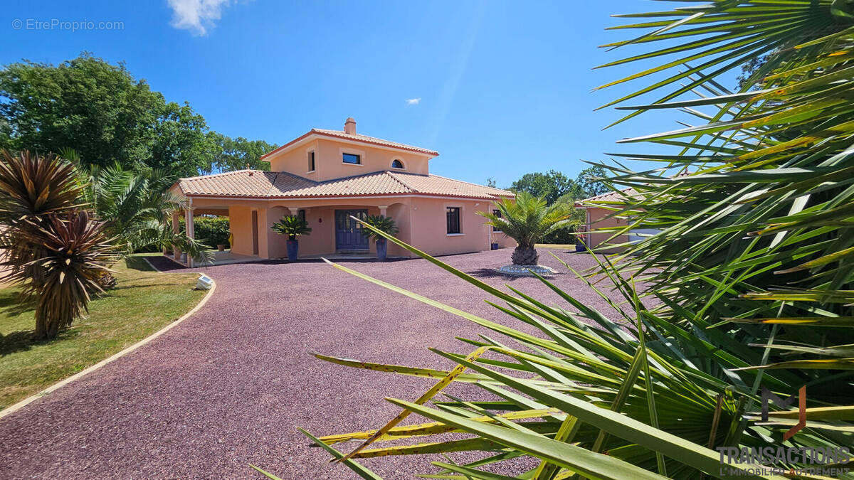 Maison à SAINTE-PAZANNE