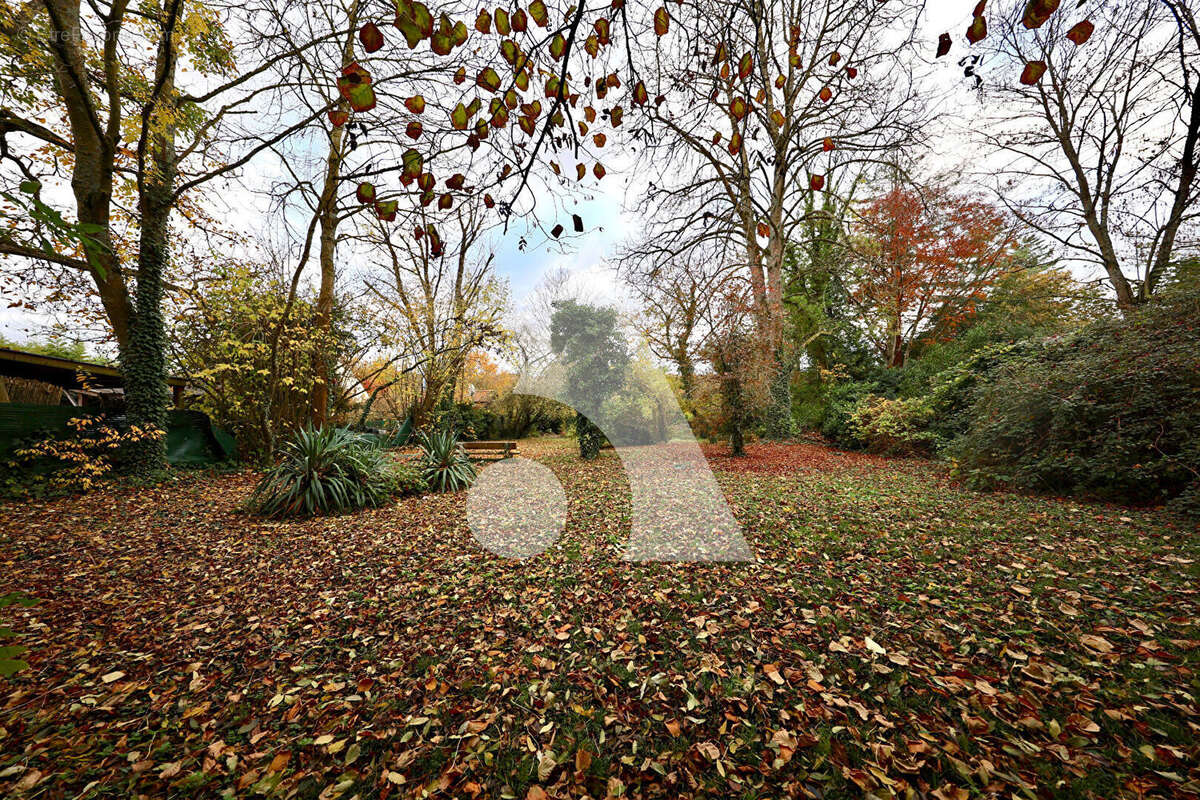 Maison à SOISY-SUR-SEINE