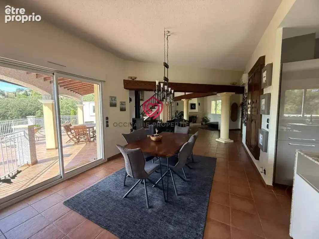 Magnifique maison avec un beau terrain, piscine et garage - photo 33