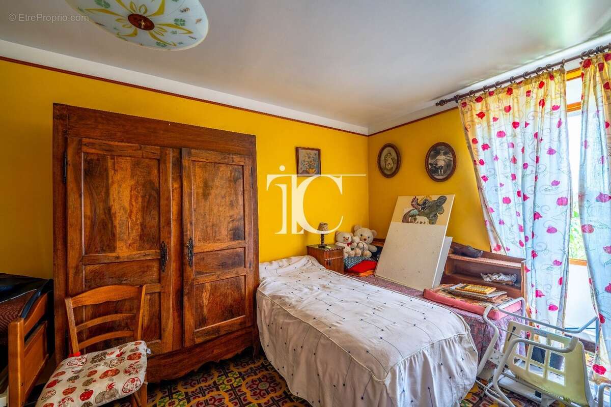 Maison à SAINT-PAUL-LE-JEUNE