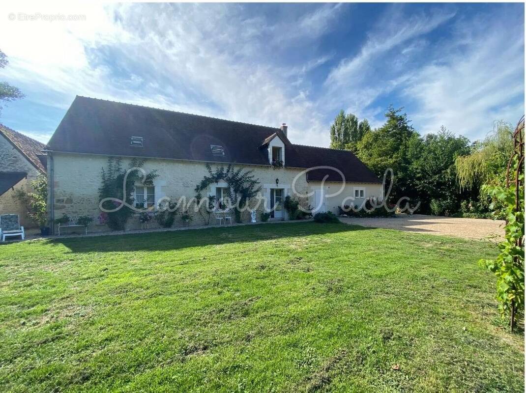 Photo 1 - Maison à SAINT-JEAN-SAINT-GERMAIN