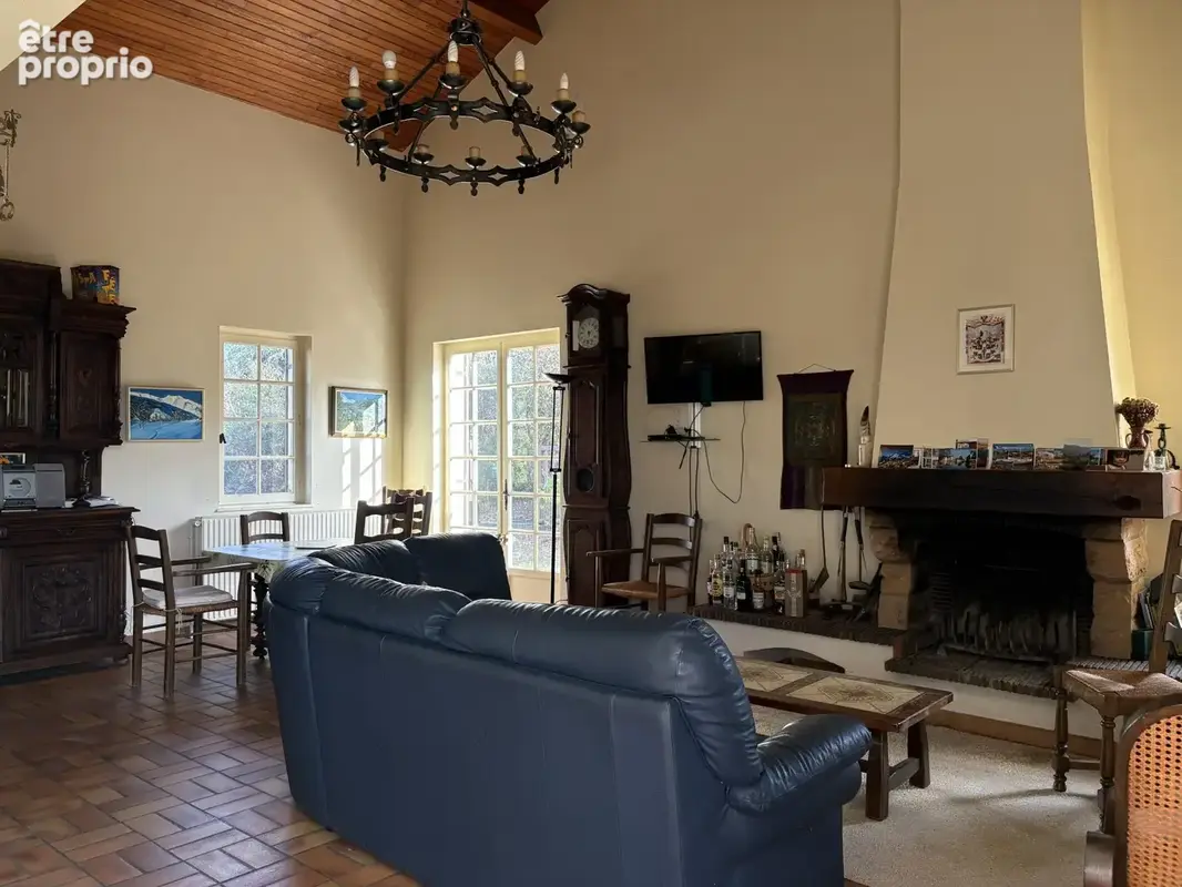Maison 10 pièces 240 m² à vendre à Lacrost (71700) - photo 5