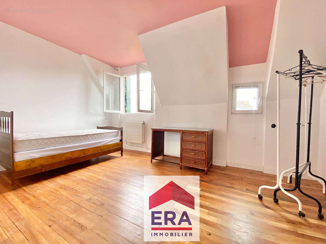 Maison à SARTROUVILLE