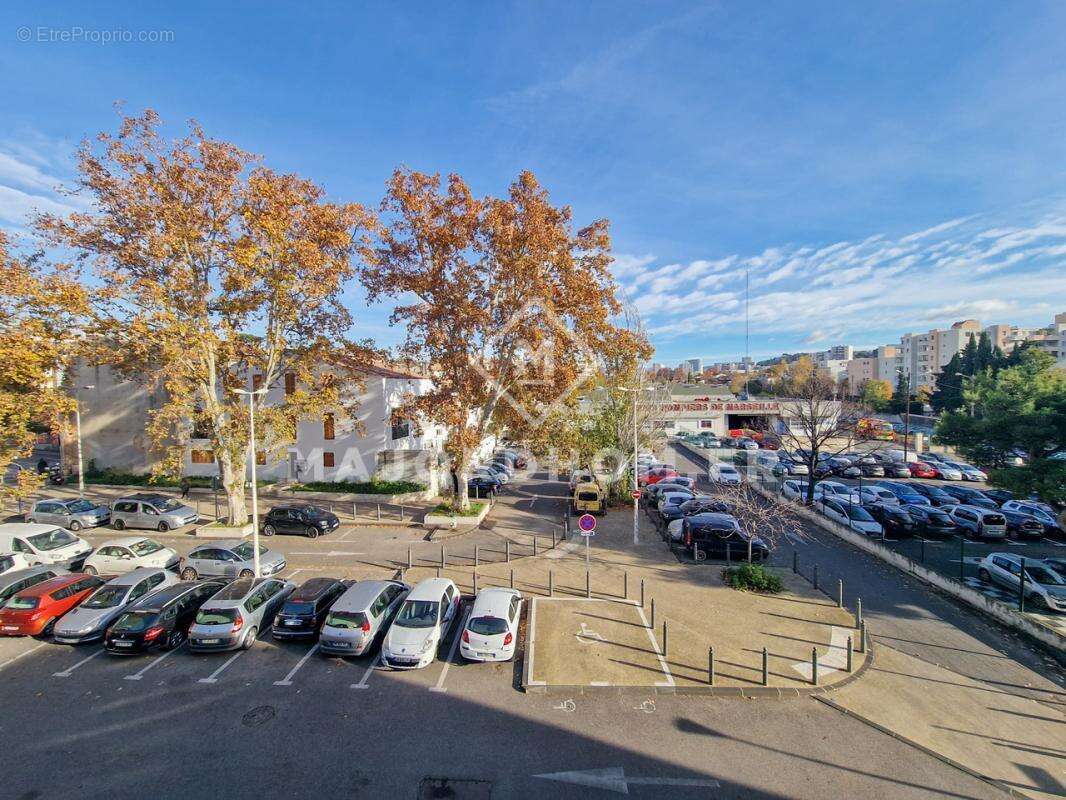 Appartement à MARSEILLE-4E