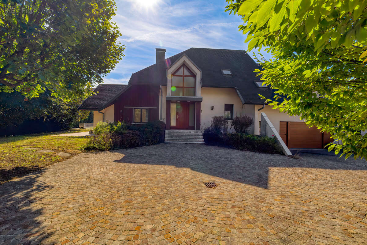 Maison à LA RAVOIRE