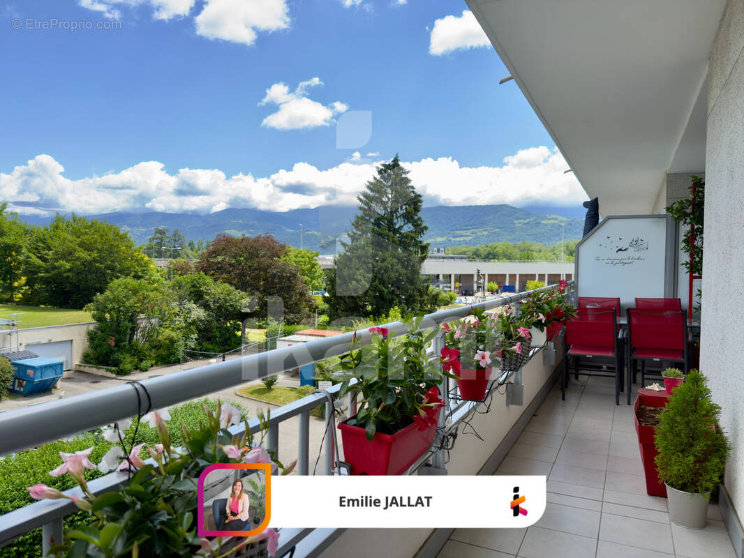 Appartement à MEYLAN