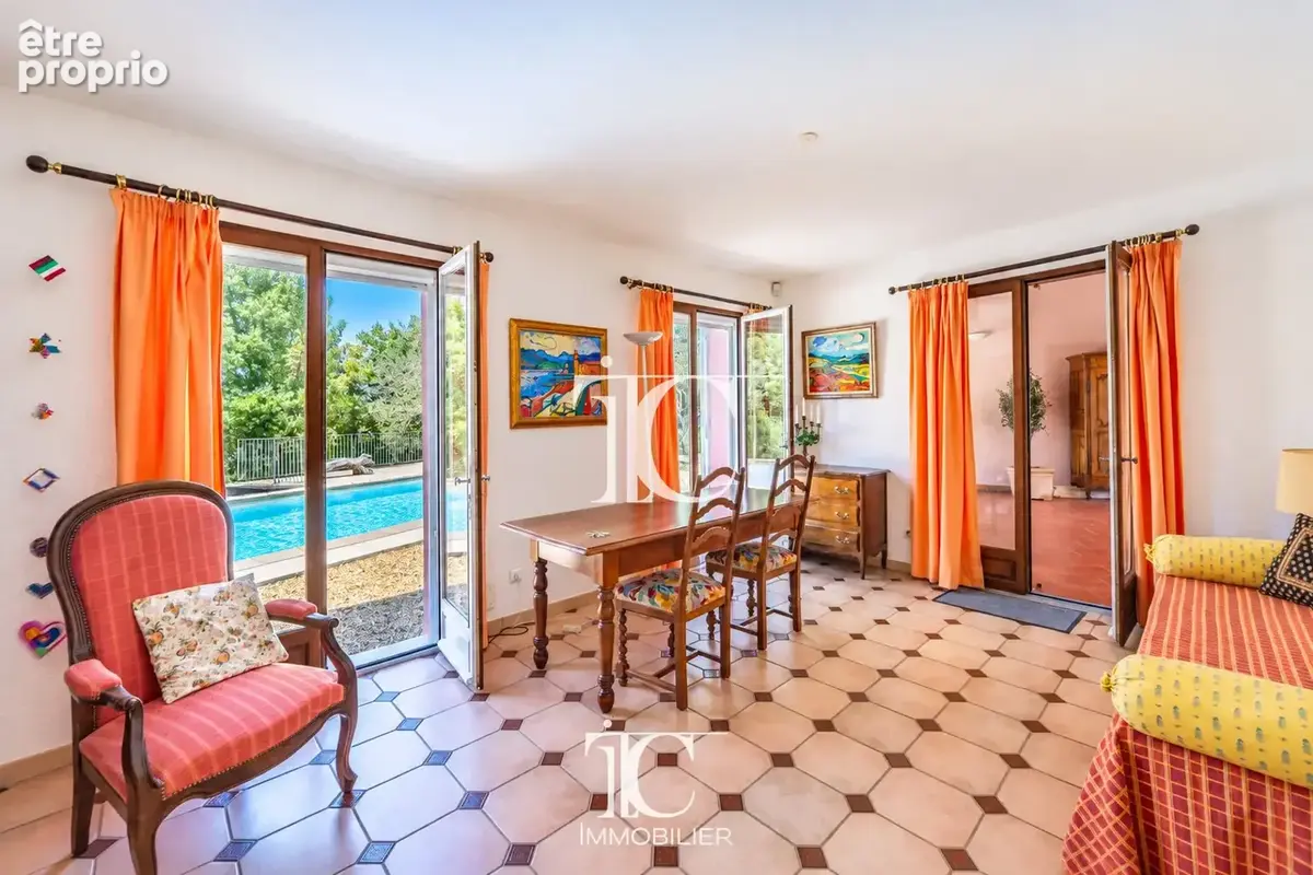 Les vans - villa de plain pied 146m²,secteur calme et verdoyant, 5825m² de terrain, piscine. - photo 15