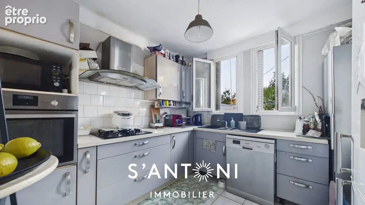 Agde  maison familiale de 102 m² avec véranda, piscine et garage - photo 5