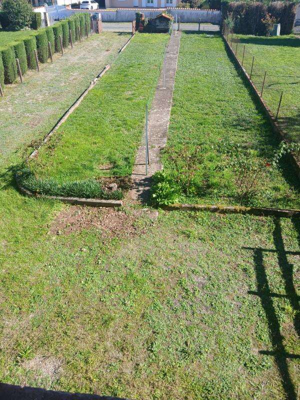 Maison à ROUMAZIERES-LOUBERT