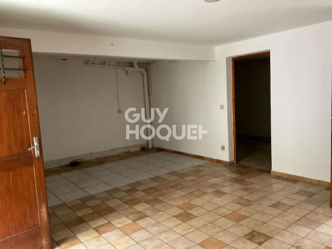 Maison à LE BLANC-MESNIL