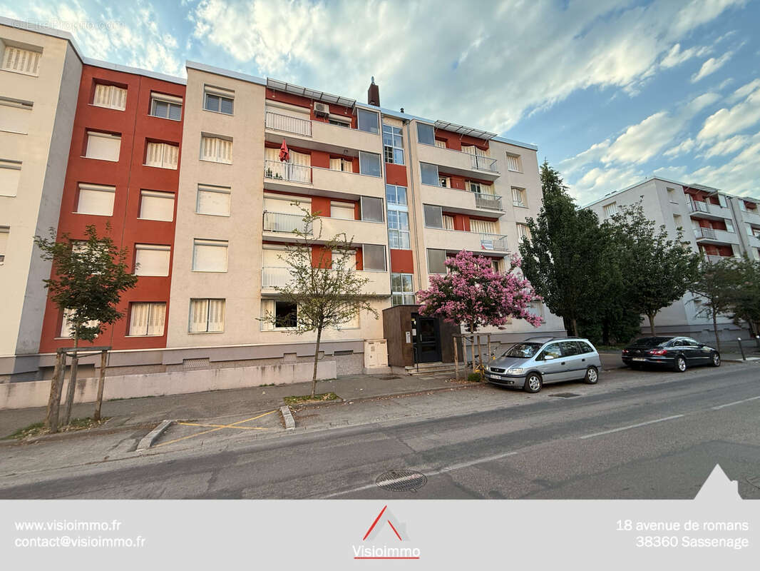 T3 balcon, proche Tram - photo 2