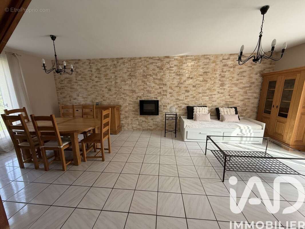 Photo 3 - Maison à TIGERY