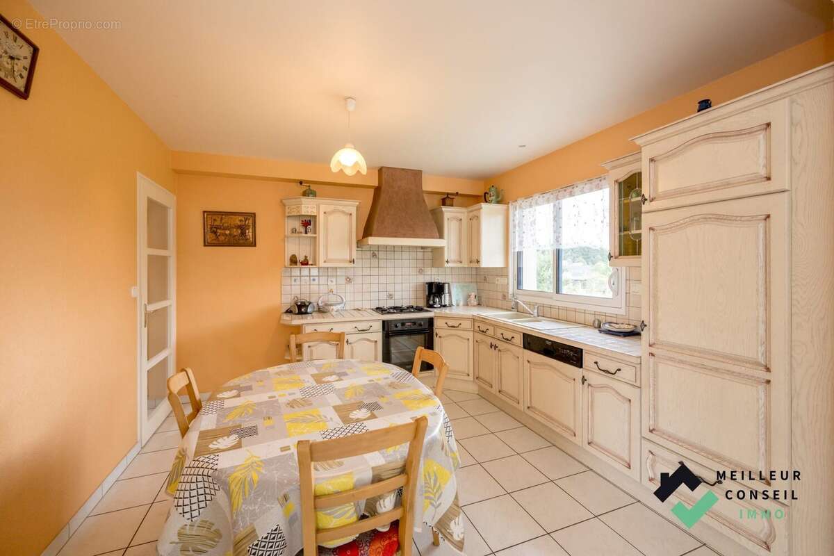 Maison à SAINT-JULIEN