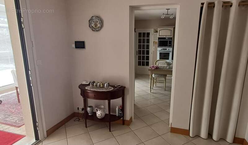 Grande maison à vendre 5 pièces FOUQUEBRUNE (16) + dépendances sur terrain d'env 6800 m2 - photo 21