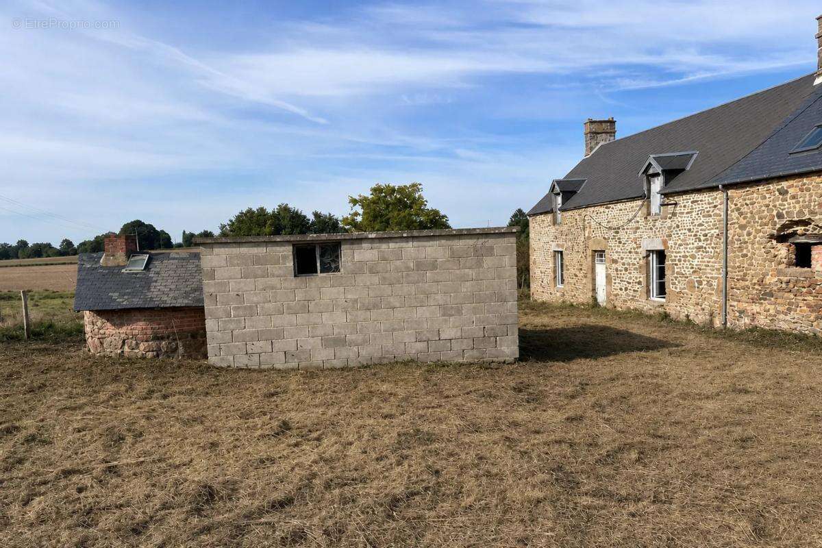 Maison à SAINT-FRAIMBAULT