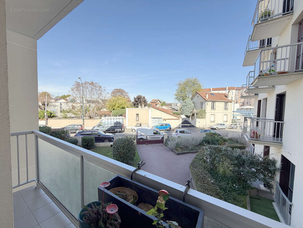 Appartement à SAINT-MAUR-DES-FOSSES