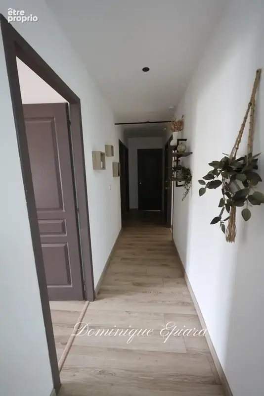 Maison habitable de suite, belles prestatations, école et voie verte à pied Nouaillé Maupertuis - photo 9