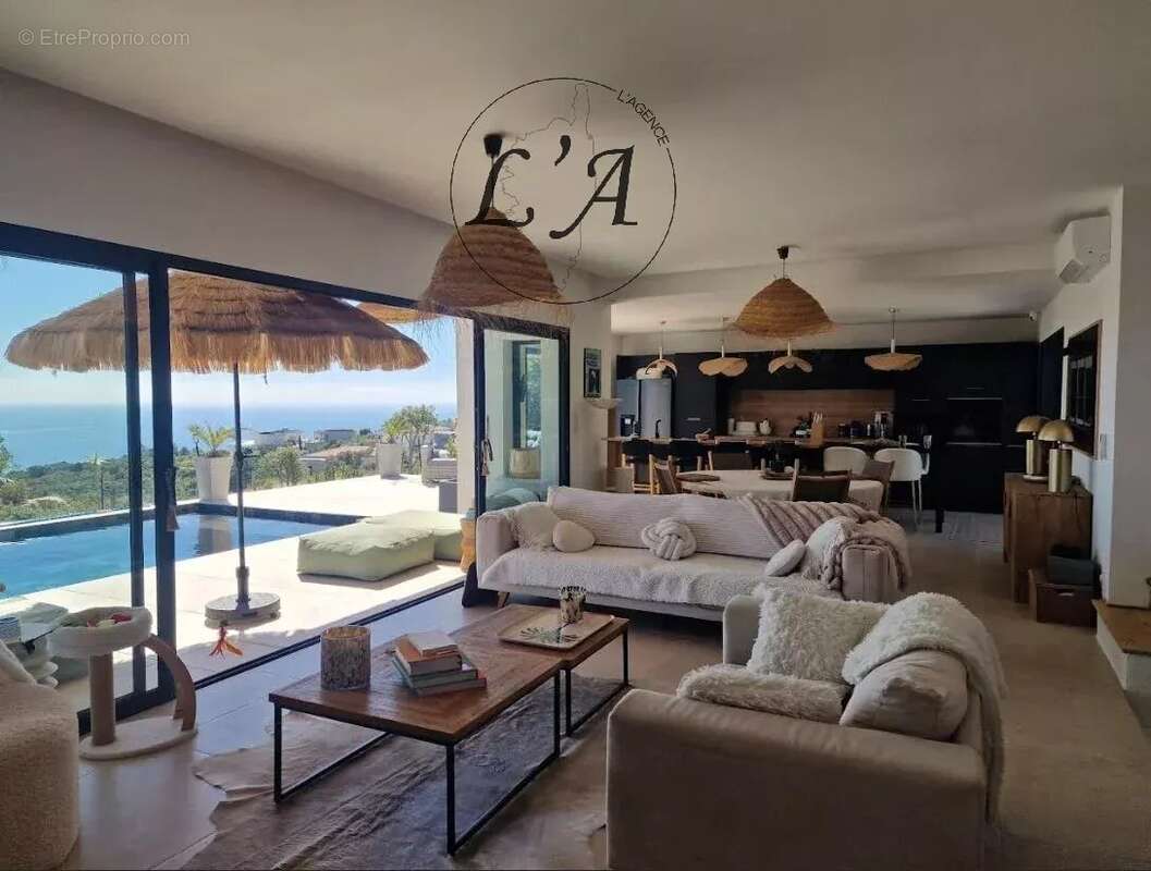 Appartement à SARI-SOLENZARA