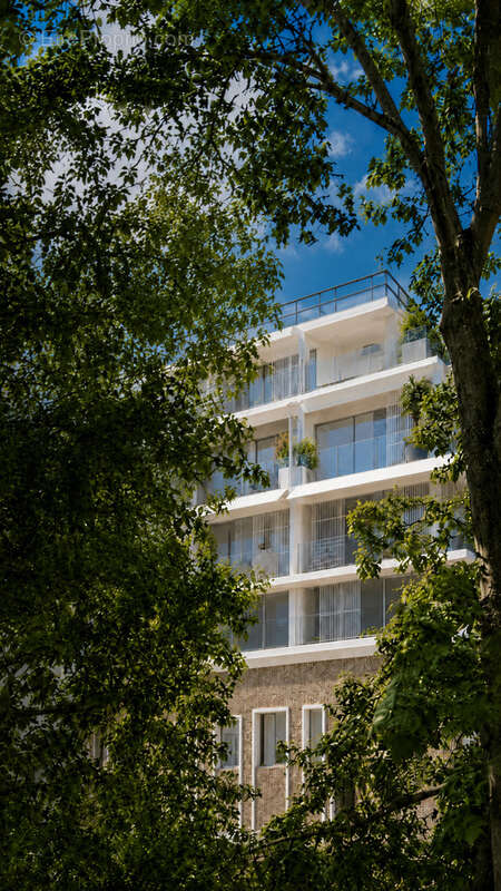 Appartement à PARIS-14E