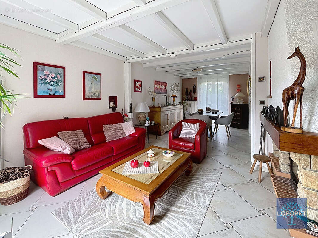 Maison à CHAMPIGNEULLES