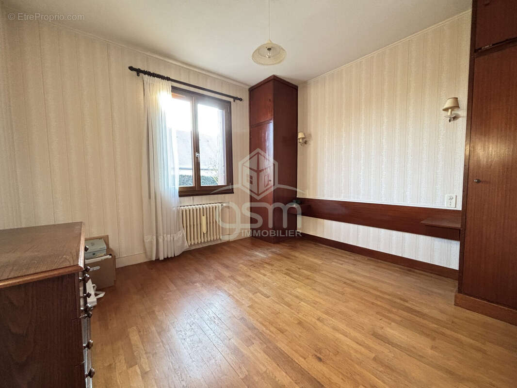 Maison à SAINTE-CATHERINE-DE-FIERBOIS