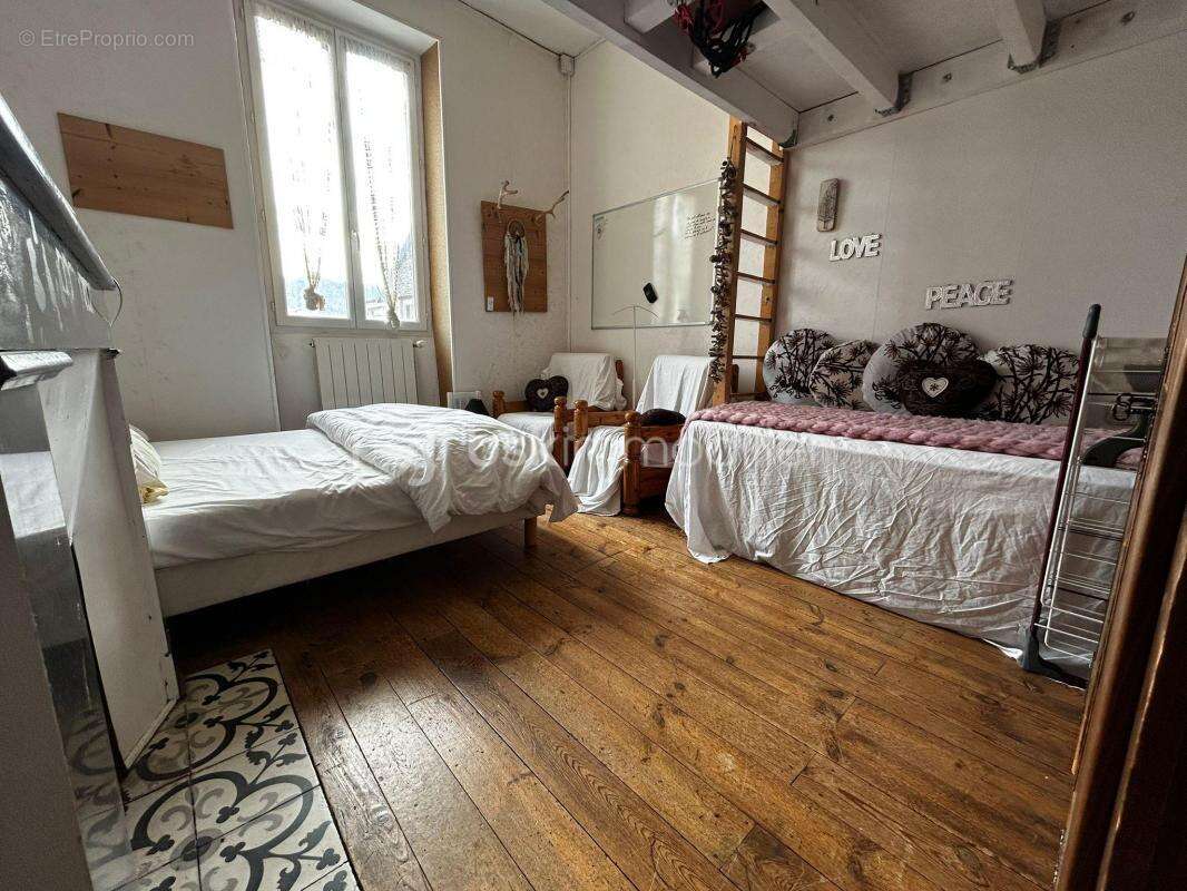 Maison à SAINT-AFFRIQUE