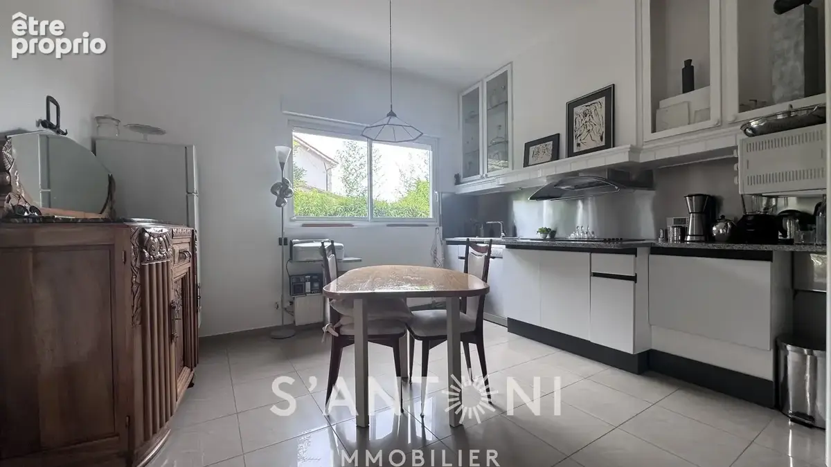Un bien rare, alliant charme, élégance et potentiel ! - photo 12