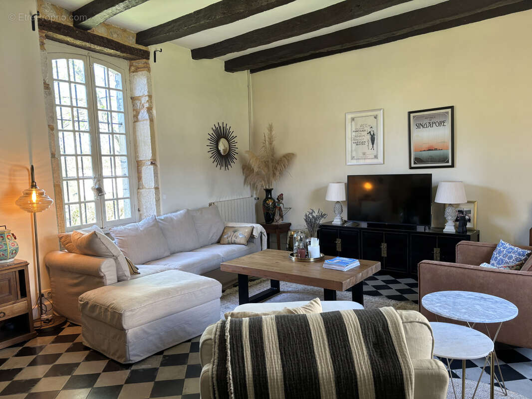 Maison à PUY-L'EVEQUE