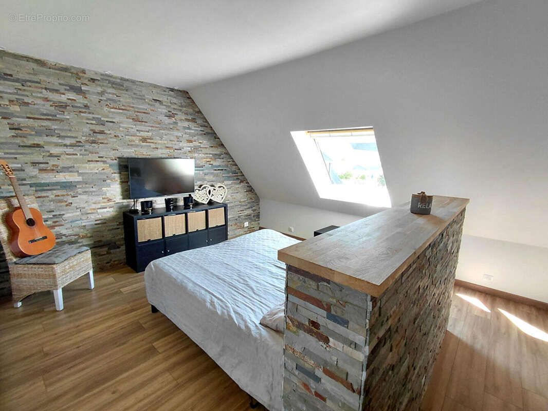 Maison à SAINT-MARTIN-DES-CHAMPS