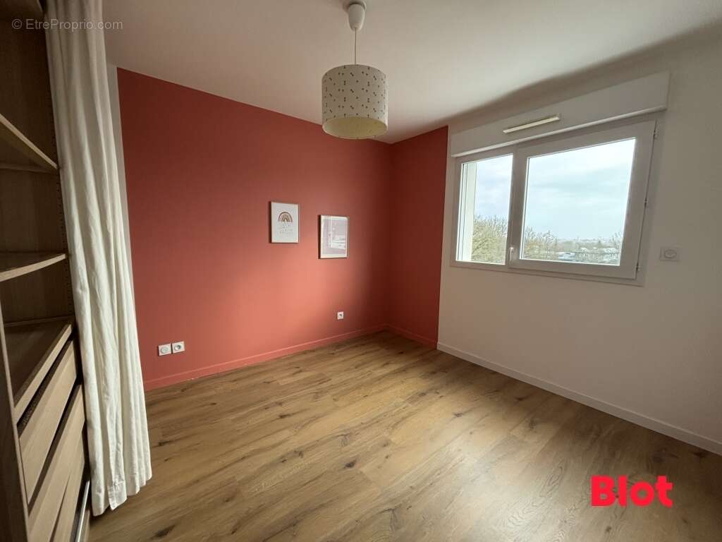 Appartement à CHARTRES-DE-BRETAGNE