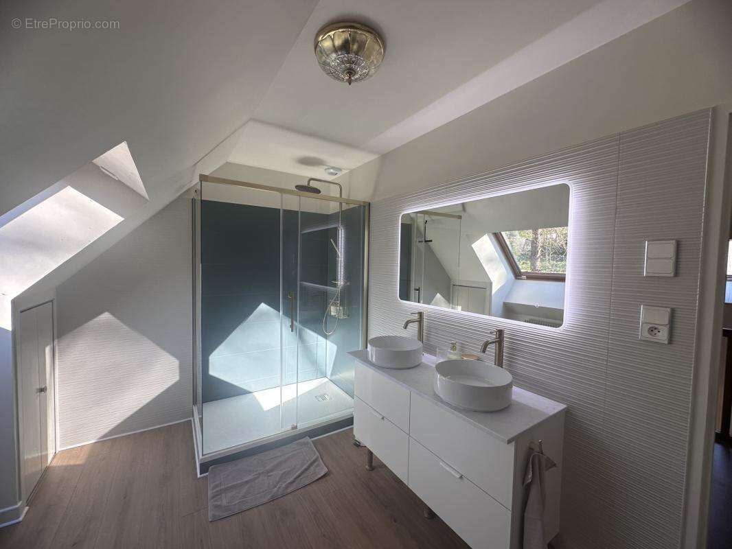 Maison à VELARS-SUR-OUCHE