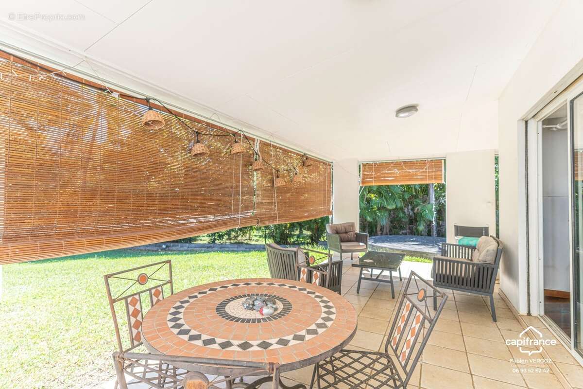 Maison familiale F4/5 de plain-pied avec varangue – Duparc, Sainte-Marie - photo 5