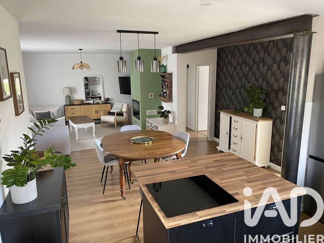 Photo 4 - Maison à VALERGUES