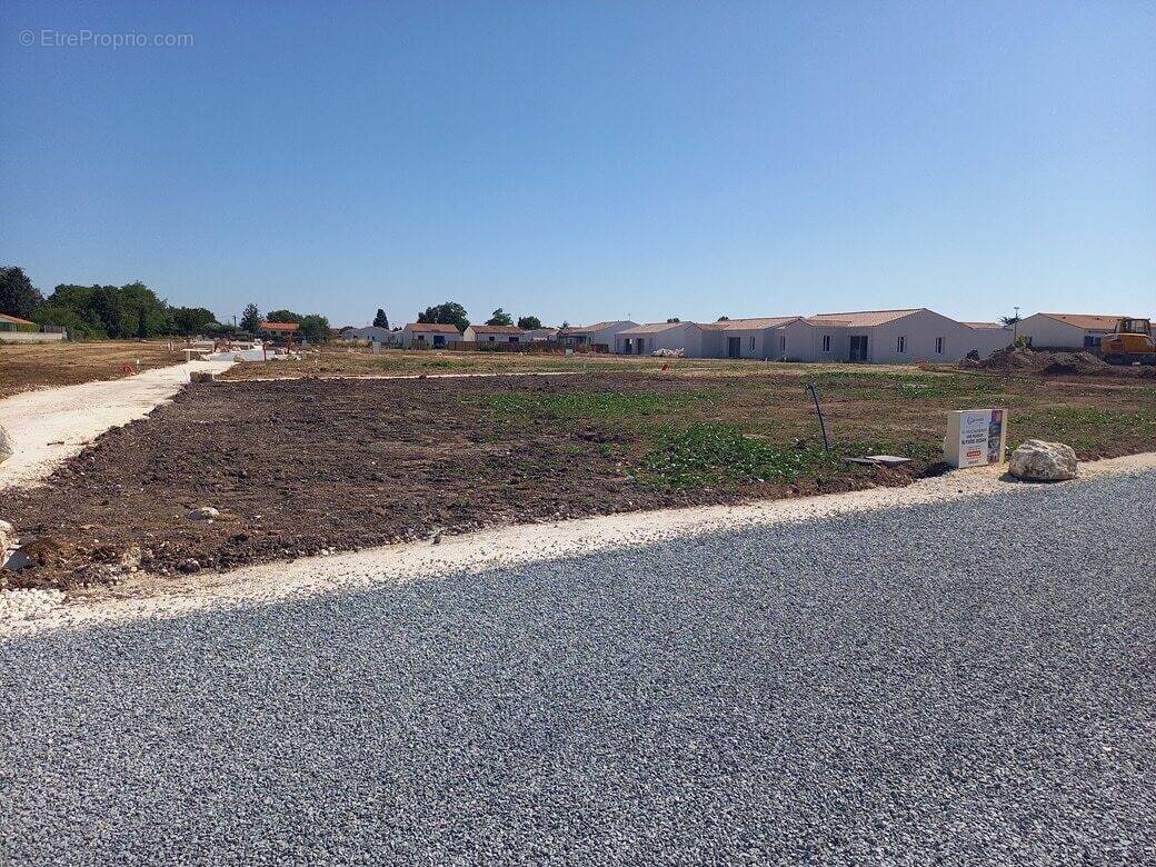 Terrain à LA TREMBLADE