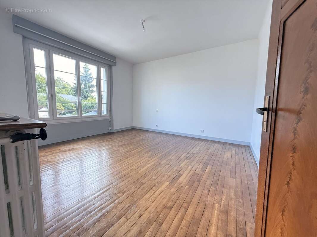 Appartement 235 m² à Pontivy  - photo 8