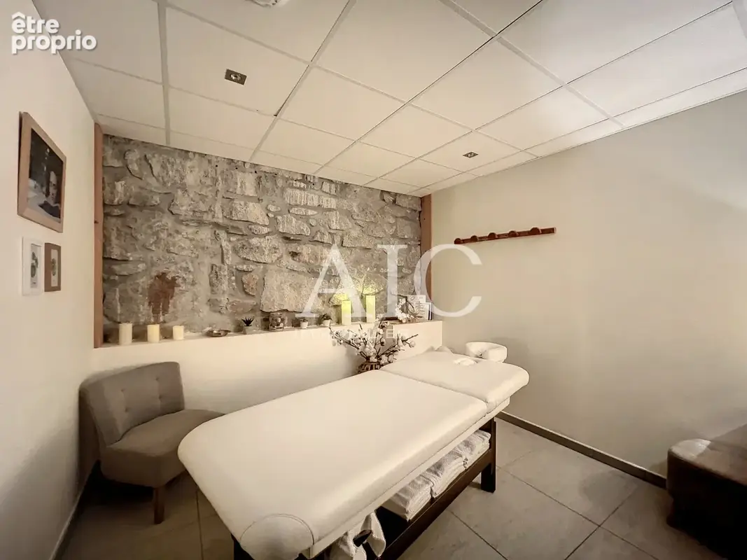 Beau Chalet avec 6 chambres face au Mont Blanc - Exclusivité - photo 18