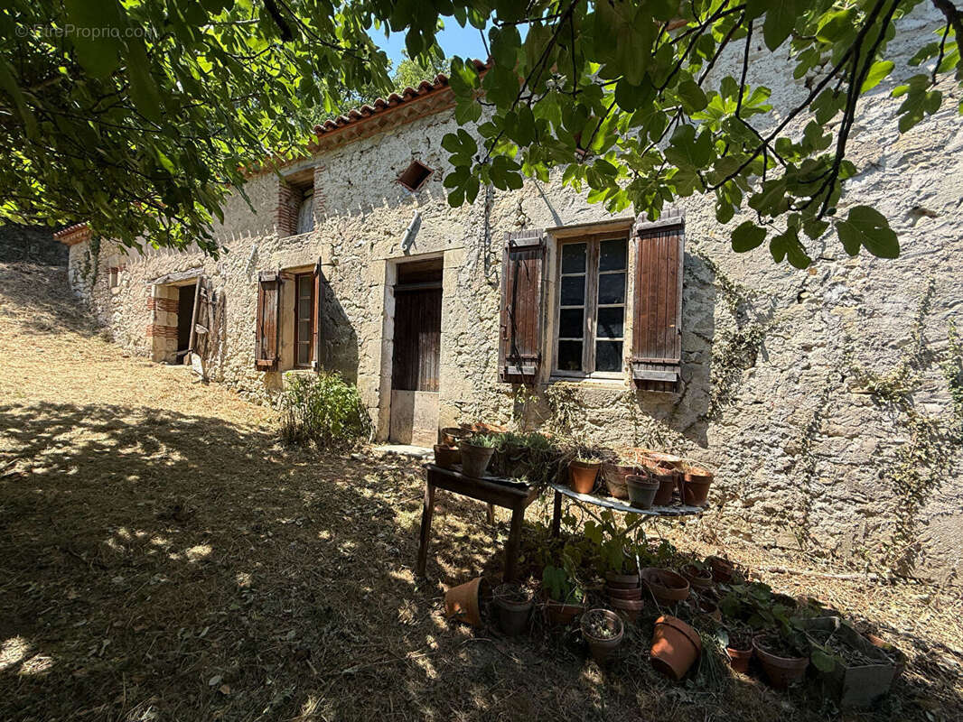Maison en pierre à rénover - photo 7