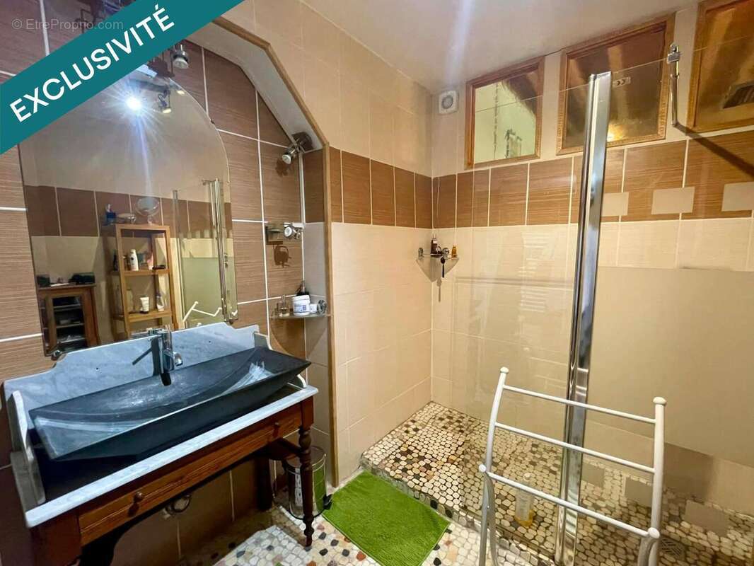 Maison 200 m² à Croze  - photo 5