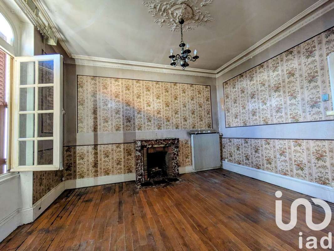 Photo 2 - Maison à MONTLUCON