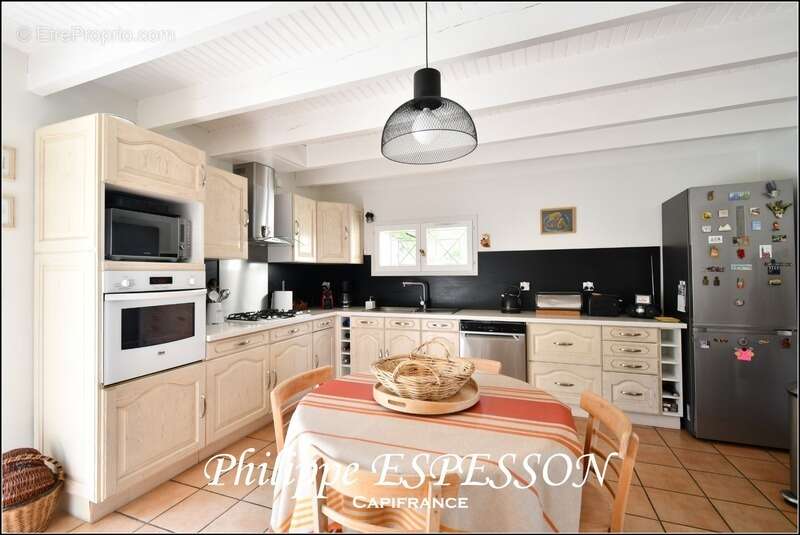 Maison à FOURQUES-SUR-GARONNE